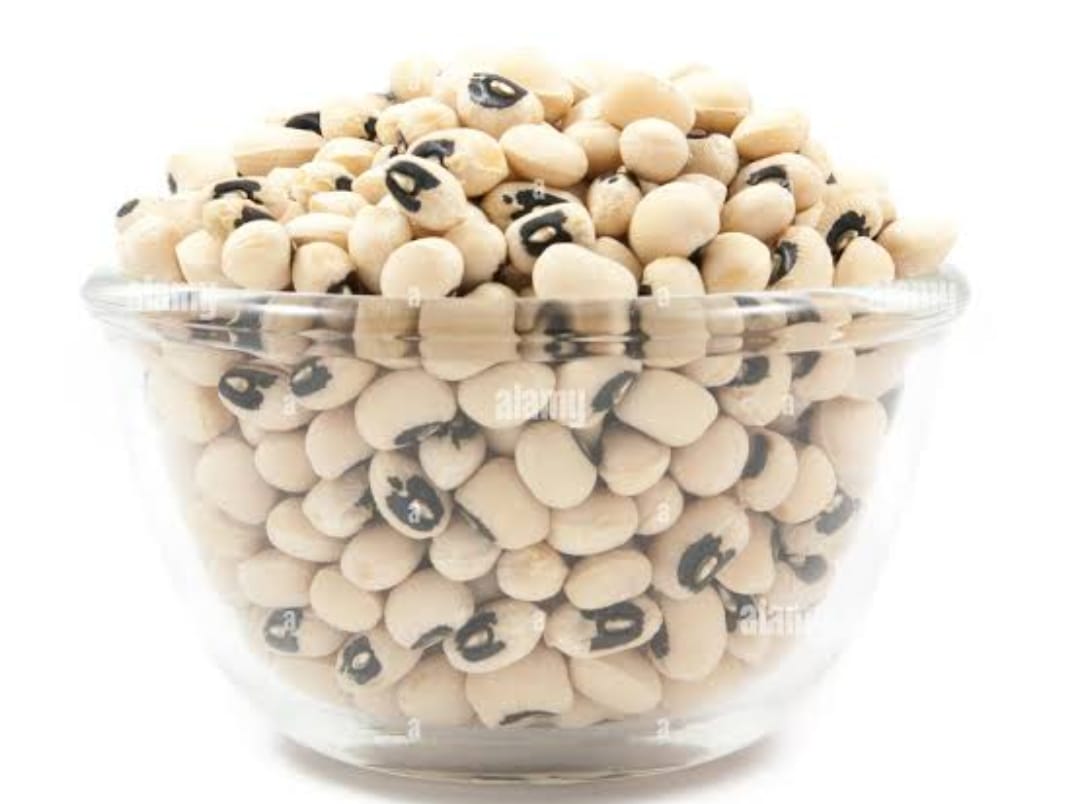 WHITE LOBIA (SUPREME)(White Cowpeas)